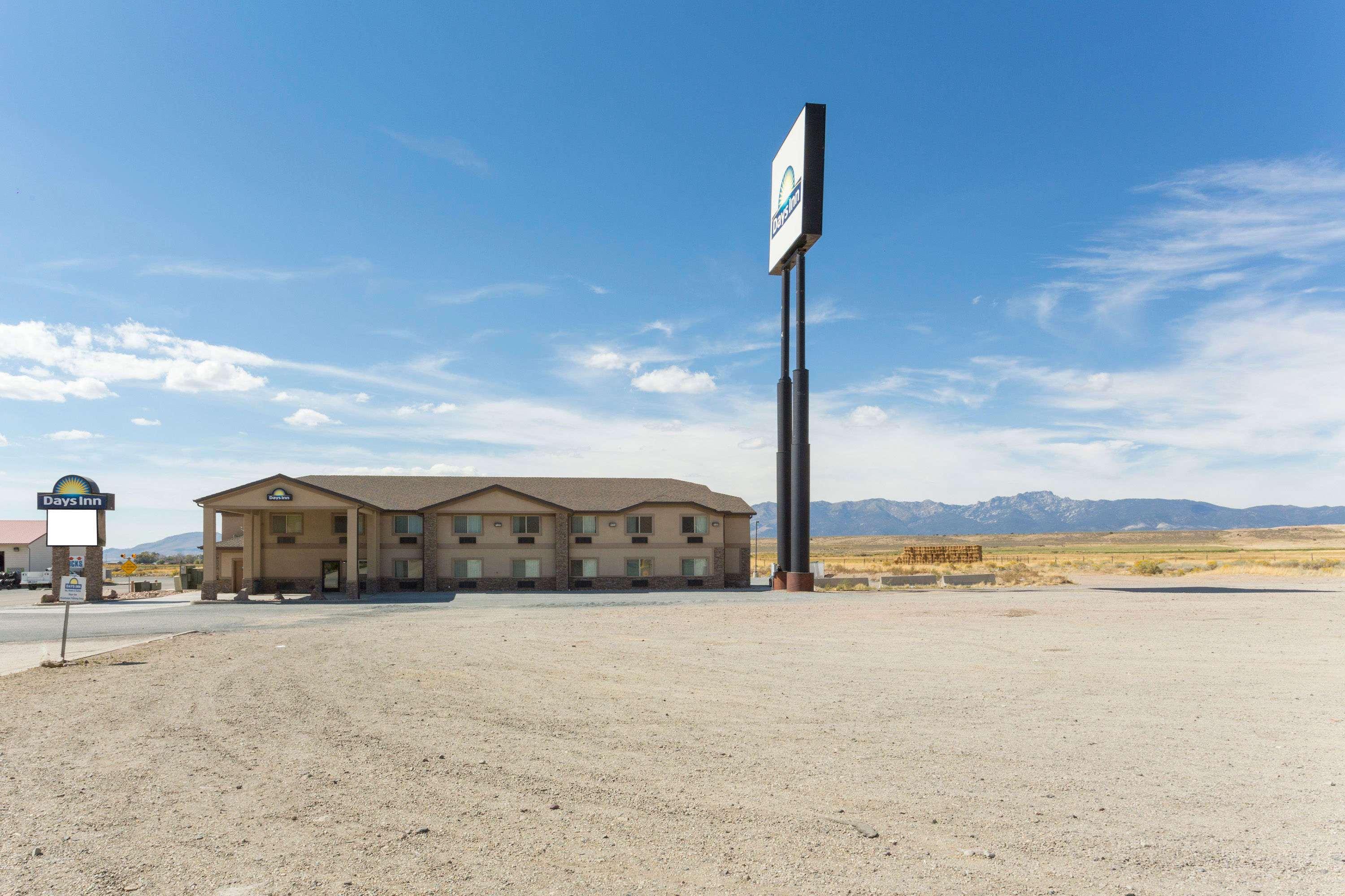 Days Inn By Wyndham Beaver Exterior photo